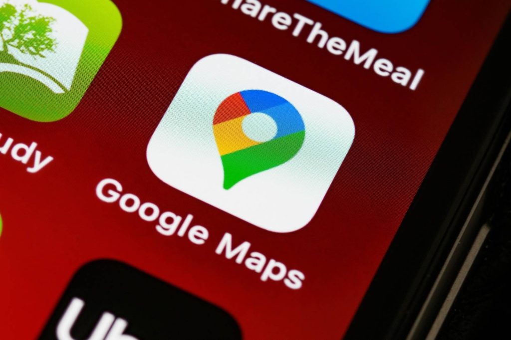 Aplicación de Google Maps abierta en un smartphone
